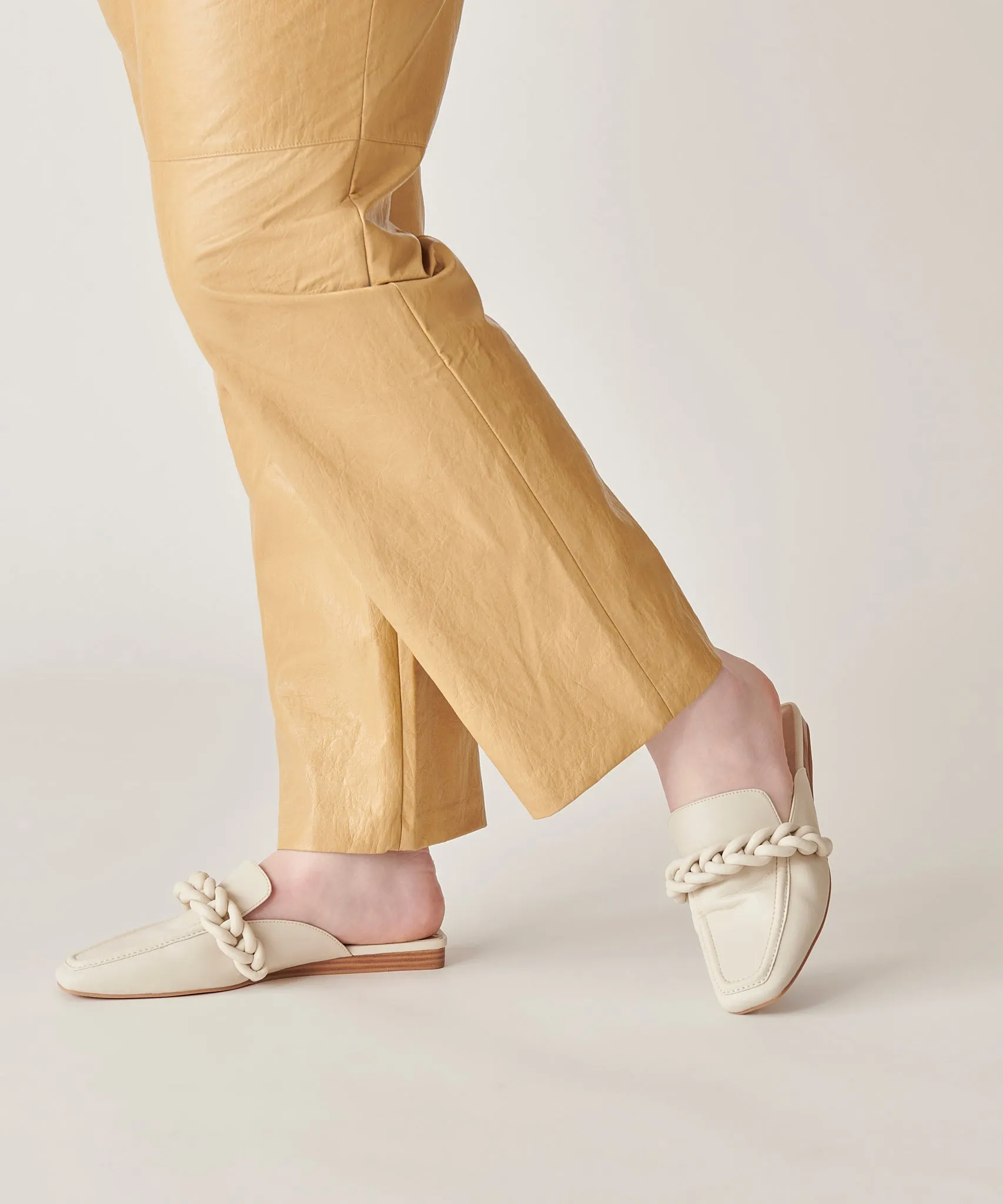 GWENA FLATS IVORY STELLA