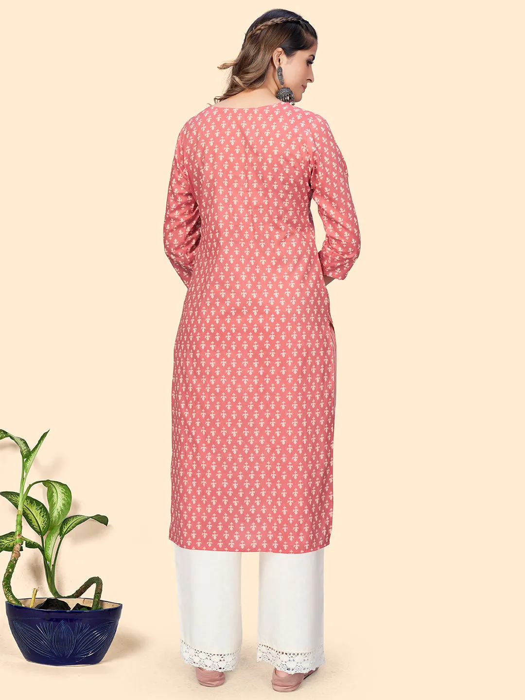 Women'S Print & Embroidered Straight Cotton Peach Stitched Kurta