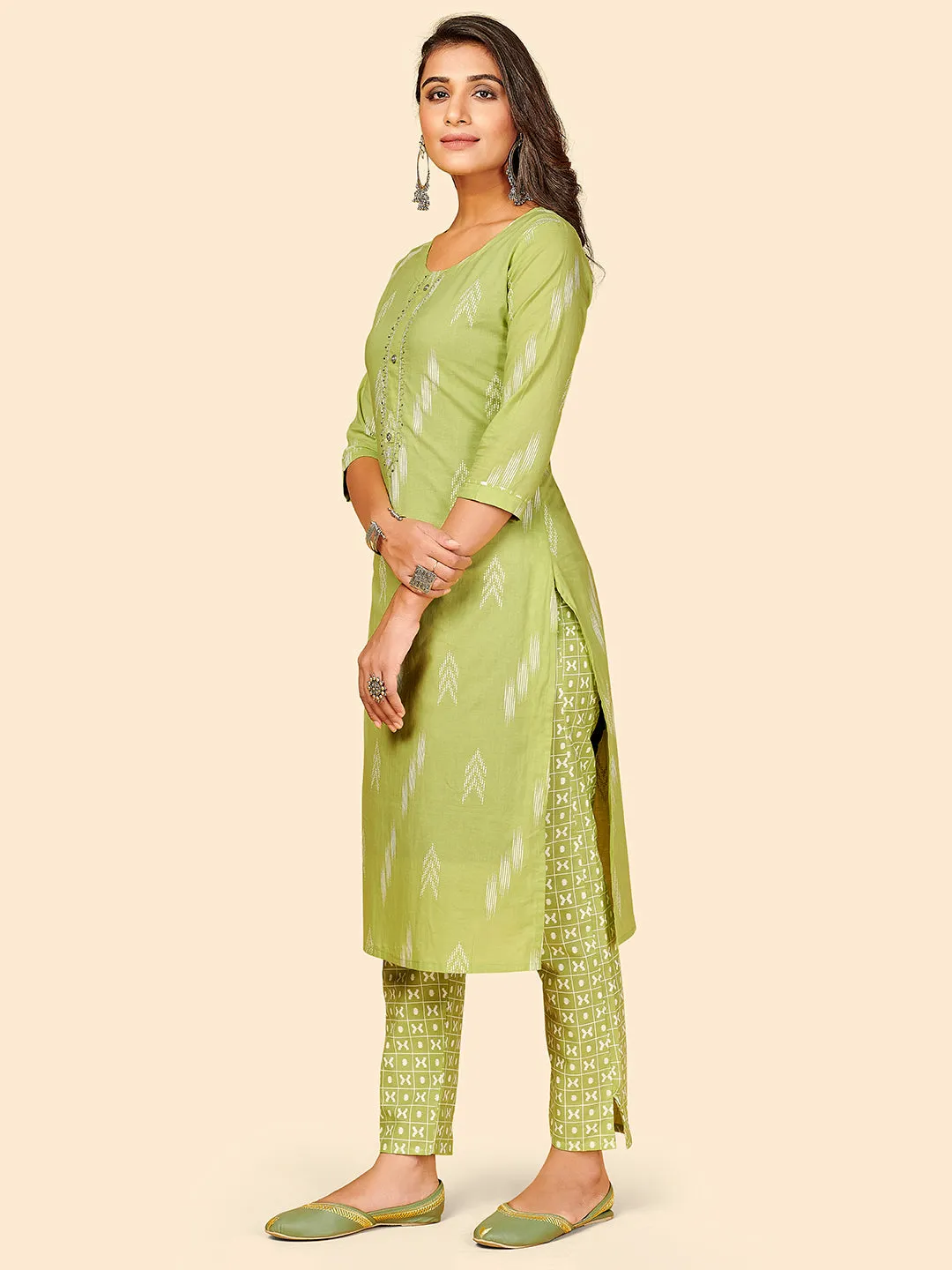 Women'S Printed & Sequience Work Straight Cotton Parrot Green Stitched Kurta With Pant